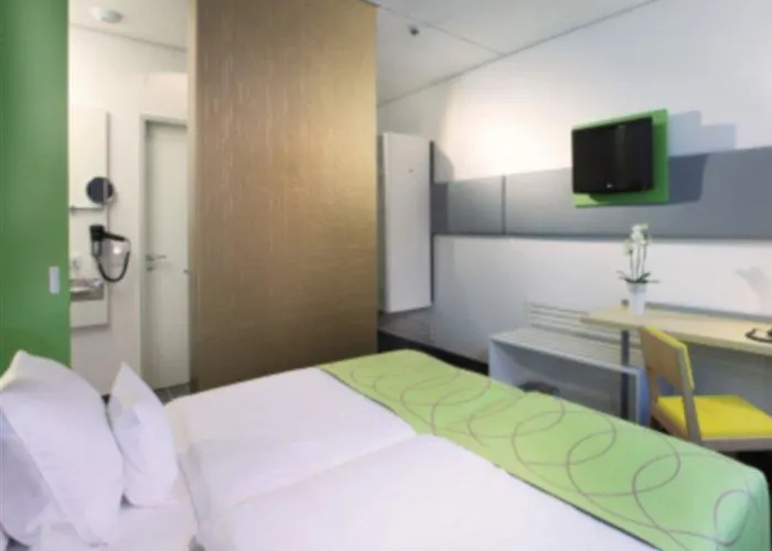 Hotel Lindner Frankfurt Sportpark, Part Of Jdv By Hyatt 3*